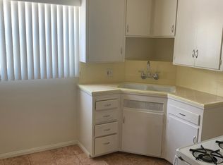 2471 Pacific Ave #A, Long Beach, CA 90806