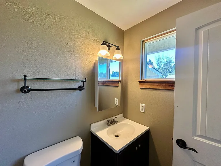4738 Sturdivant Ave — Photo 28