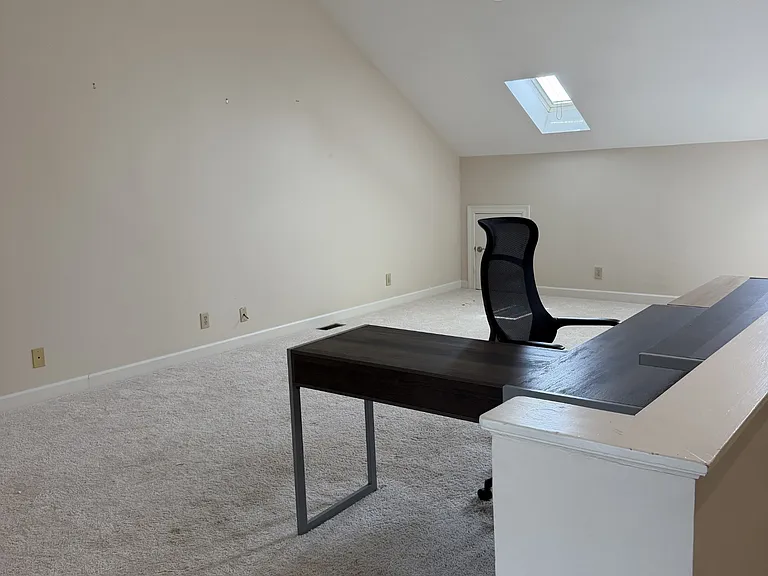 354 Ardsley Pl — Photo 16