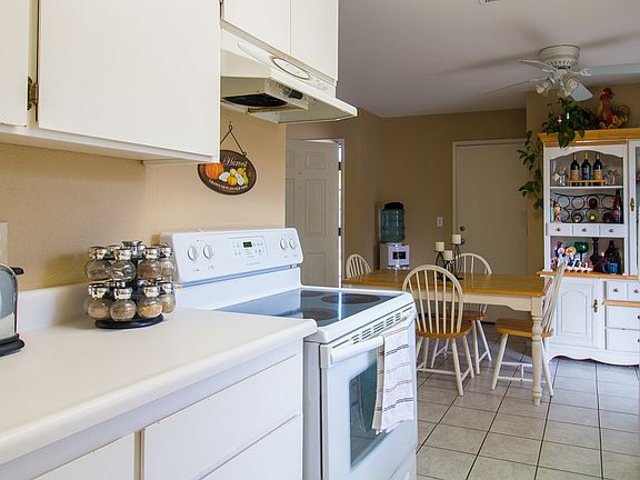 5th image of 605 15th St
