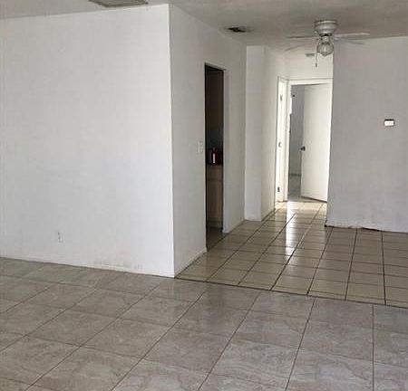 2nd image of 750 NE 46th Ct APT 3