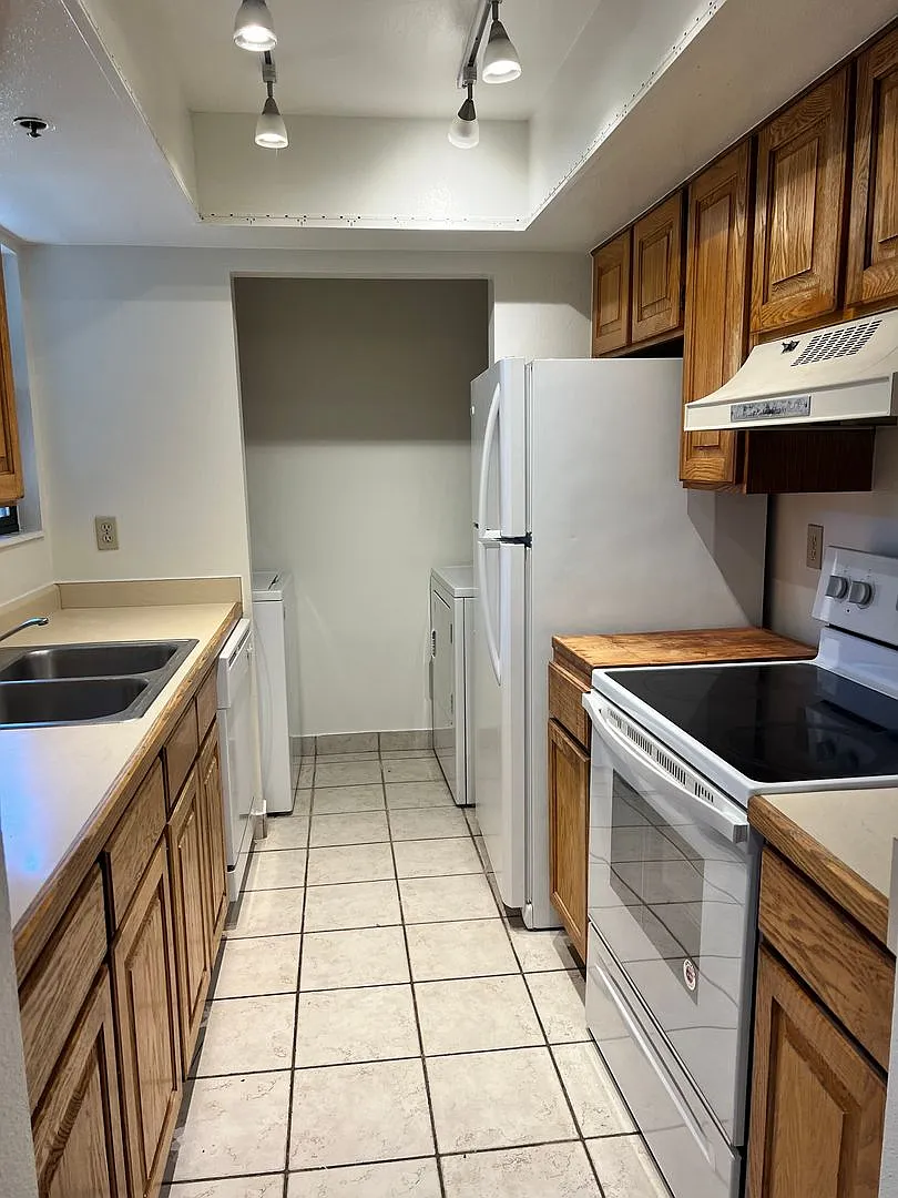 Powderwood Condo — Photo 4