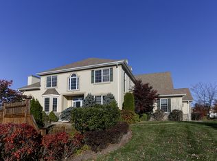 6 Drake Ln #20, Chester, NJ 07930
