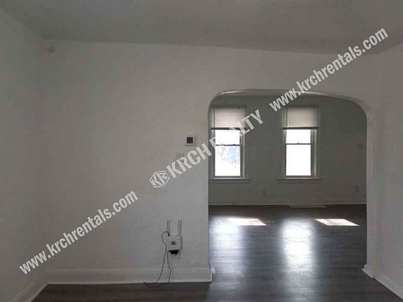 5th image of 1842 Milburn Ave