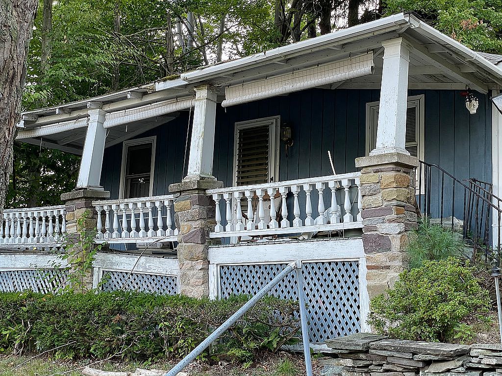 16 High St, Harveys Lake, PA 18618 Zillow