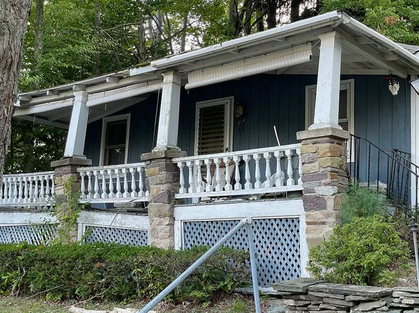 16 High St, Harveys Lake, PA 18618