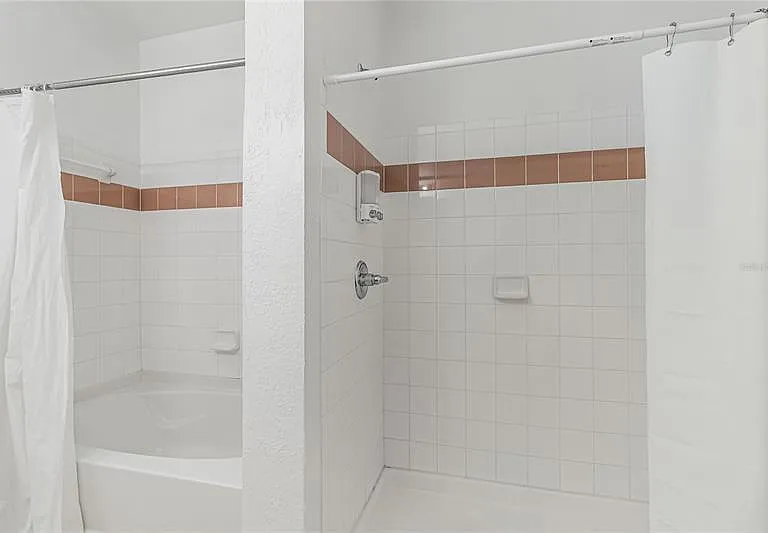 614 W Ridge Rd #1 — Photo 19