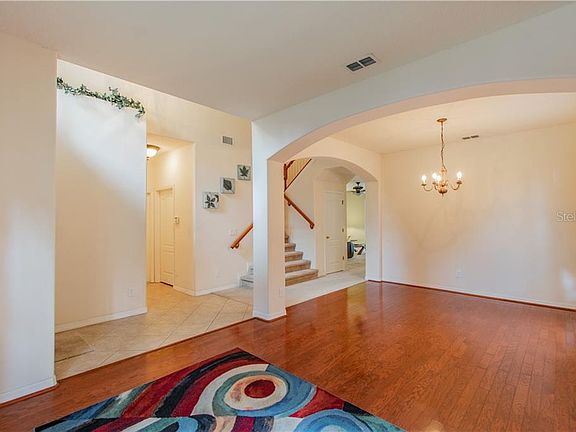 5th image of 2015 Abbey Trace Dr