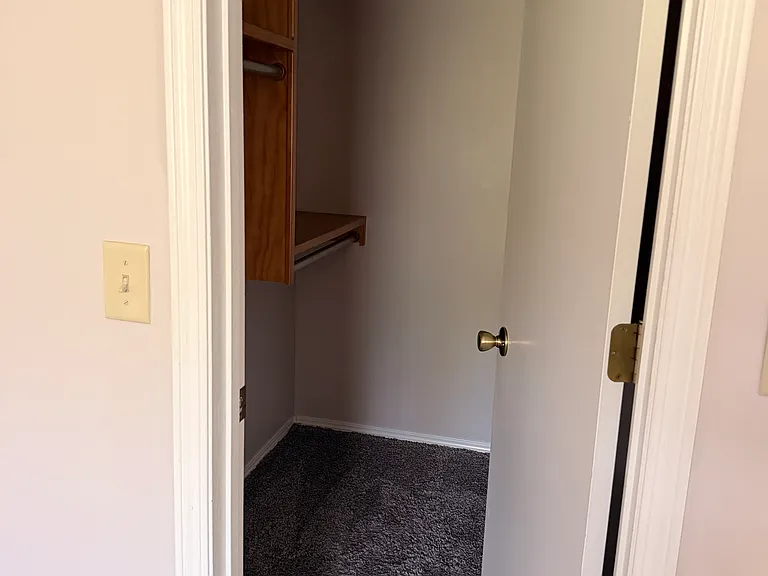 1325 W Nottingham Cir — Photo 13