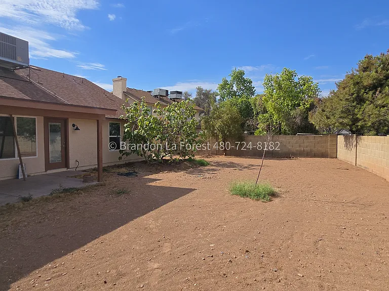 15284 N 63rd Dr — Photo 16