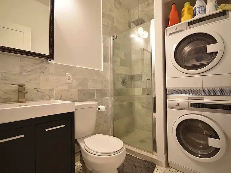 1709 2nd Ave #1R — Photo 7