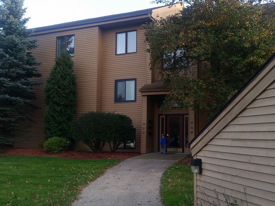 1st image of 300 Farington Blvd APT 32
