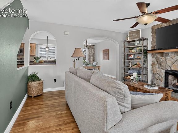 4th image of 7925 Ferncliff Dr