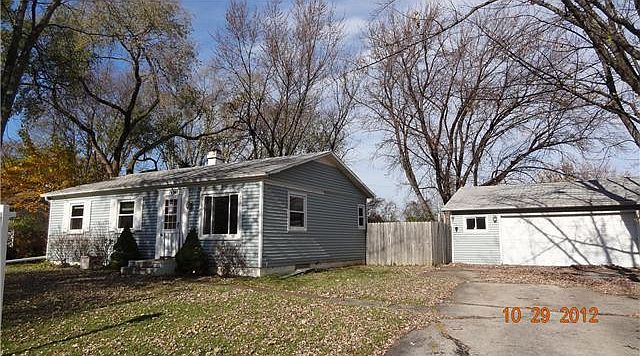 2nd image of 19548 W Cambridge Rd