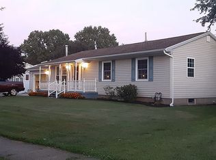 10015 Holly Dr, Lake City, PA 16423
