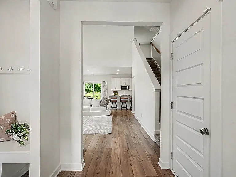 810 Els Ct — Photo 2