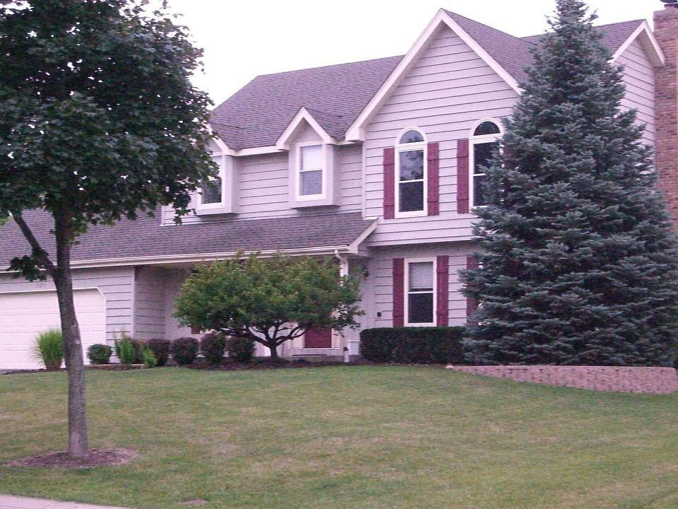 This is correct photo of home 07/2007 NOT virtual view