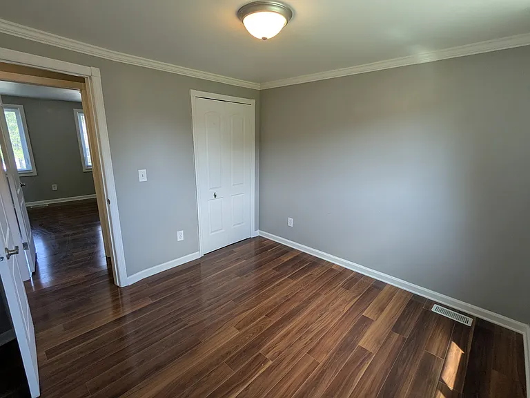 12942 Montbatten Ct — Photo 8