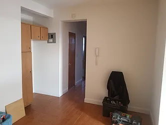 Rented by Max & Associates Realty Corp