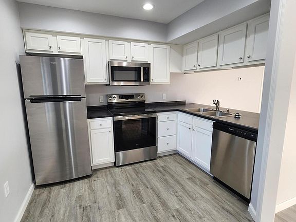 4th image of 2275 N Cable Rd APT 174