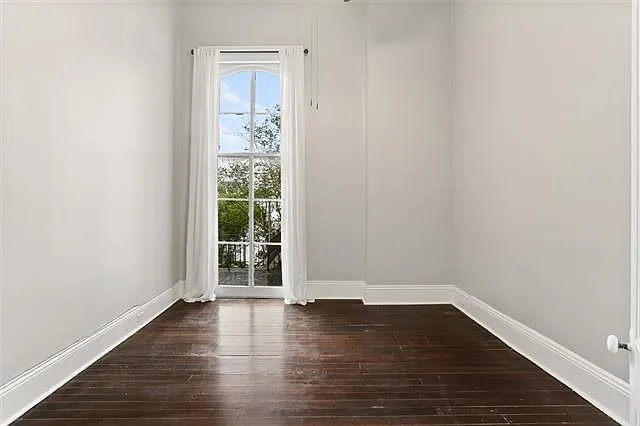 2601 Camp St — Photo 31