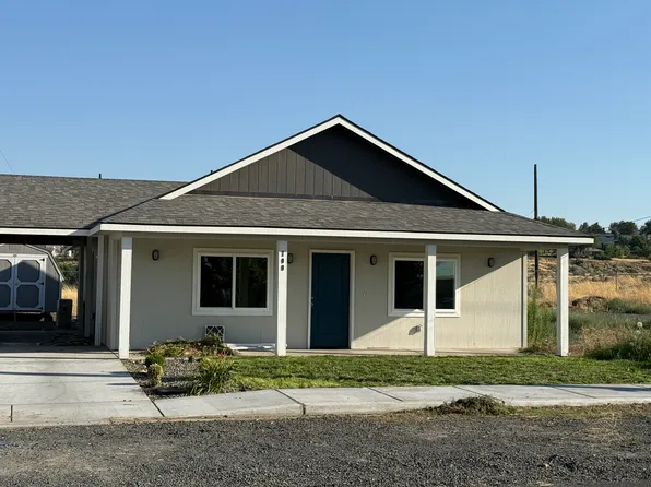 710 8th St, Umatilla, OR 97882