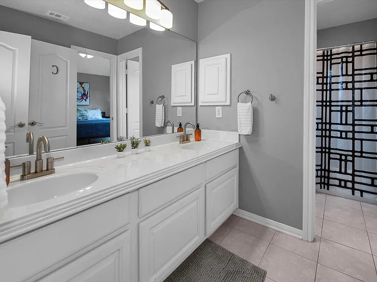 8219 Shoregrove Dr — Photo 22