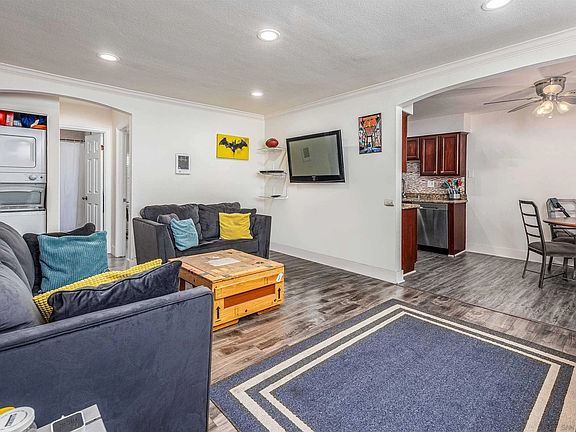 2nd image of 4127 38th St Unit 6