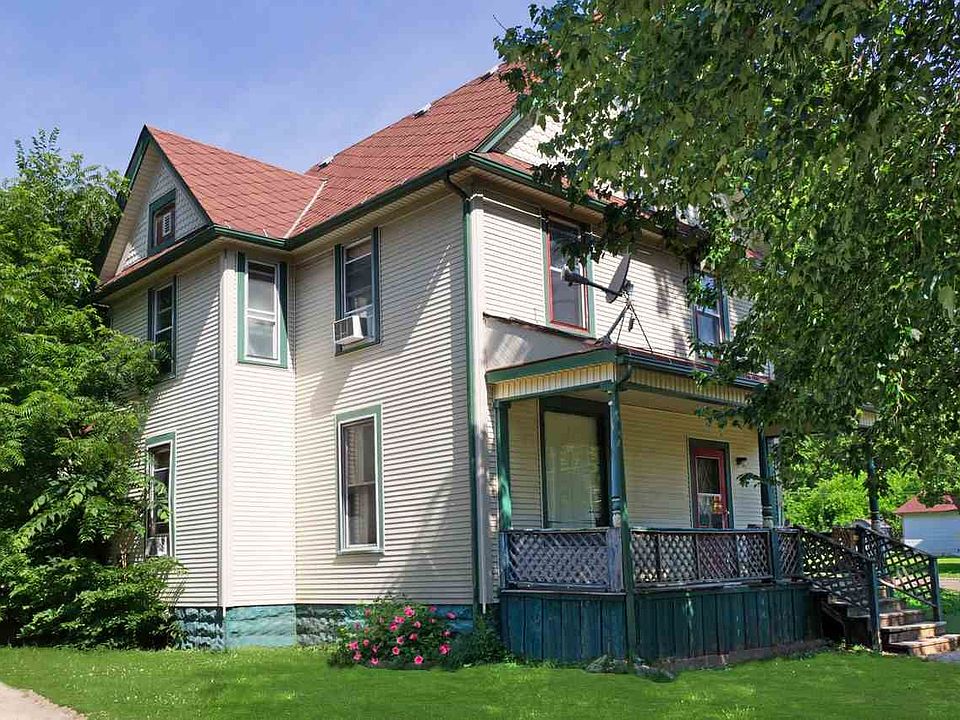 2nd image of 502 Center Ave