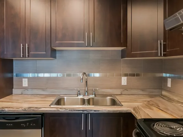 Heritage Place Apartments, 631 Macdonald Ave, Sault Ste. Marie, ON P6B 6A7