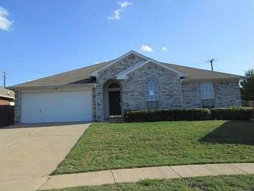 2nd image of 900 Trailview Dr
