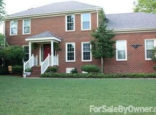 1445 Pine Grove Ln, Chesapeake, VA 23321