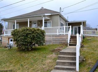 19 Rising Sun Ln, Clarksburg, WV 26301