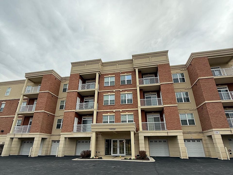 2nd image of 10530 Resort Rd Unit 102