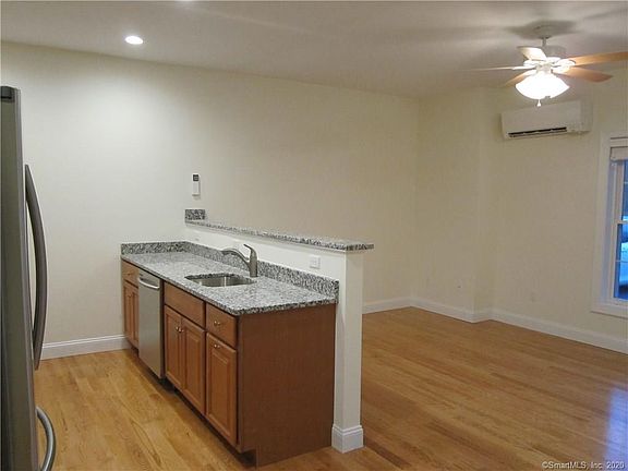 4th image of 15 Centre St Ste 4