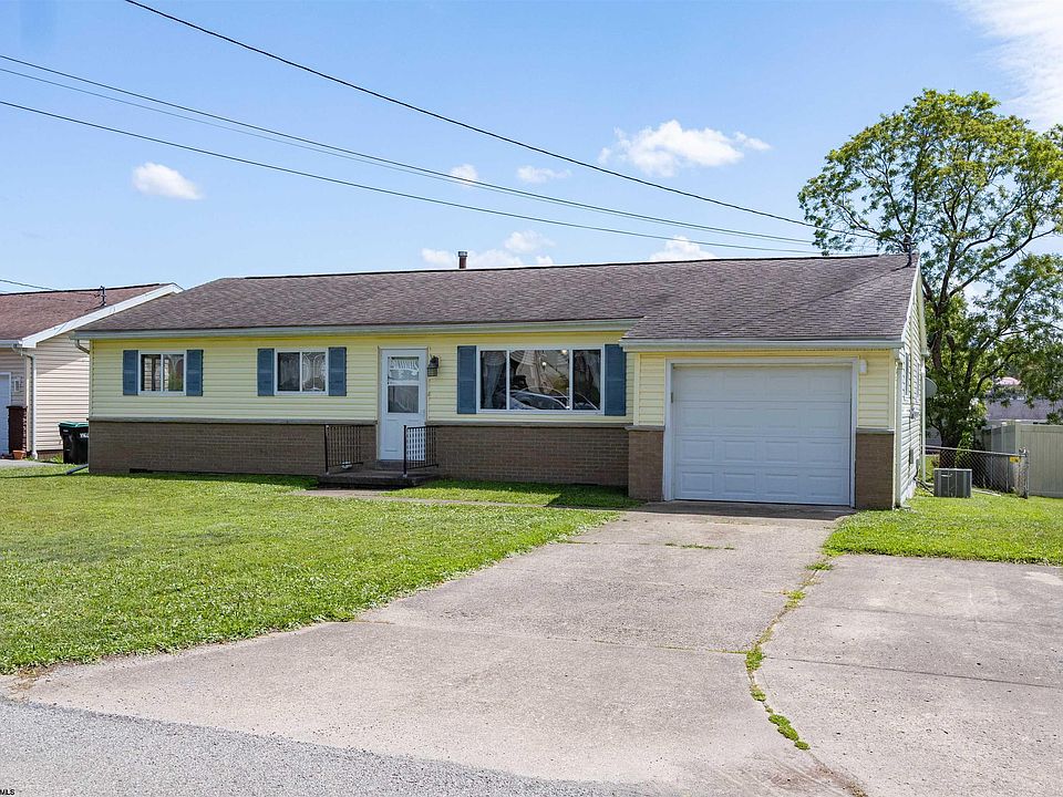 1st image of 139 Circle Dr