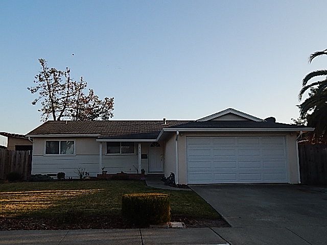 1st image of 2034 Southwood Dr