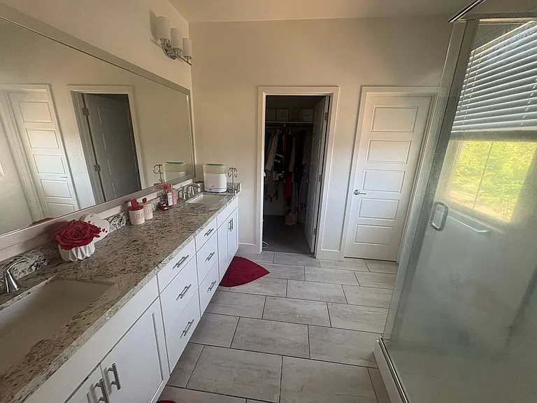 1839 Yellowwood Ave — Photo 11