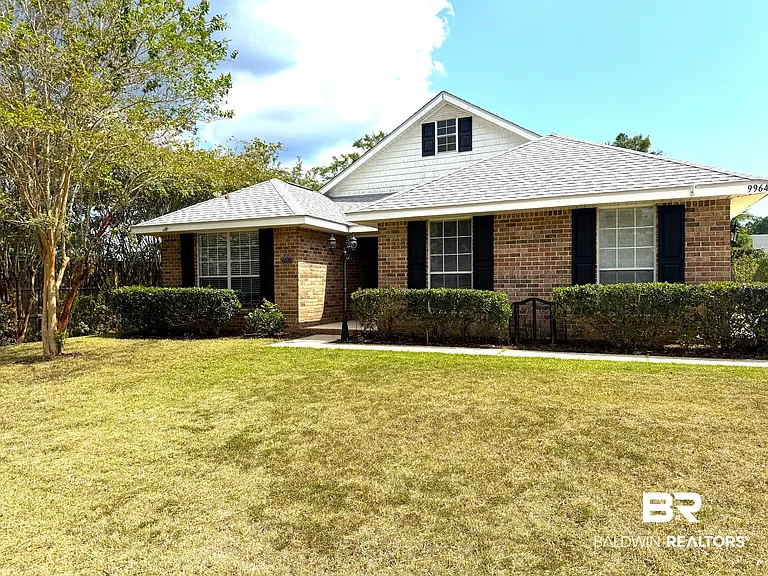9964 Hollowbrook Ave — Photo 2