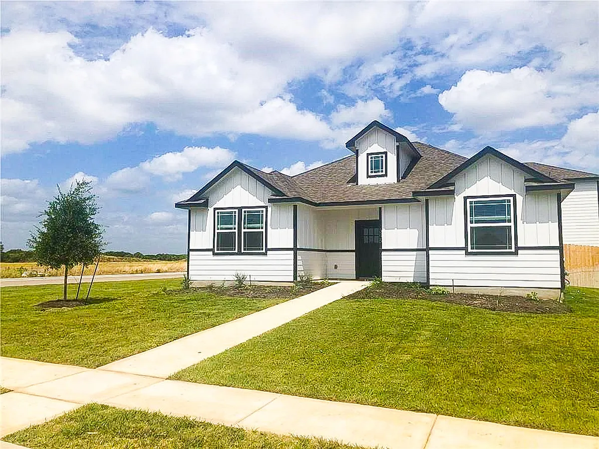 Building Photo - 346 Garner Dr