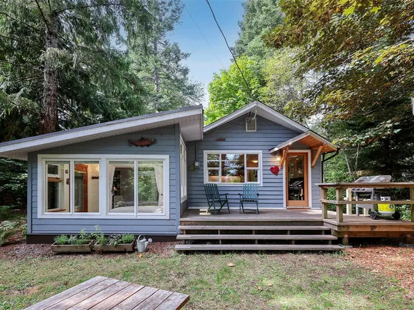 1701 Dalziel Rd, Comox Valley, BC V0R 1T0