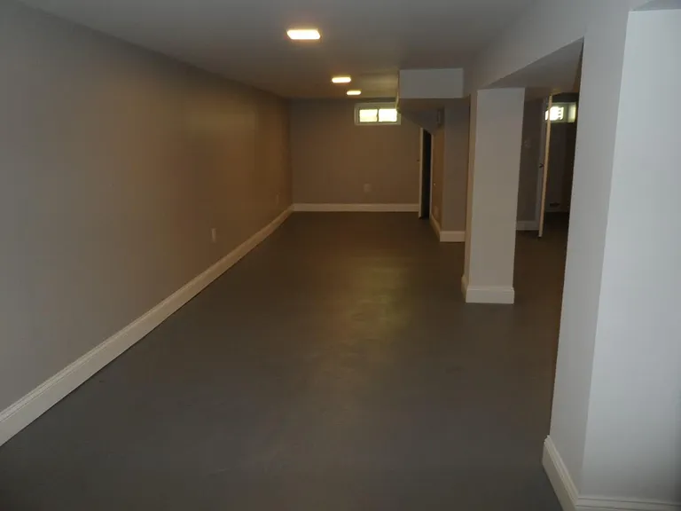 209 Avenue F #1 — Photo 15