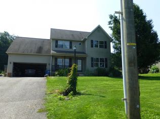 4782 Walters Hatchery Rd, Spring Grove, PA 17362