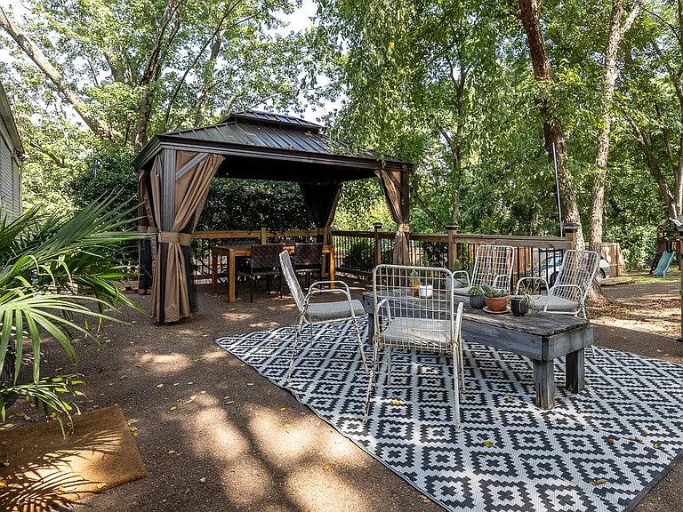 632 Watsonwood Dr — Photo 35