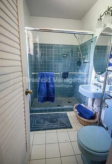 6910 SW 64th Ave — Photo 33
