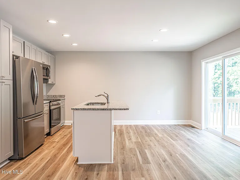 435 W New Jersey Ave — Photo 6