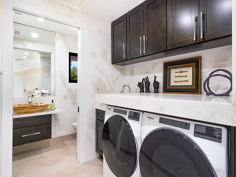 6161 Silverado Trl — Photo 21