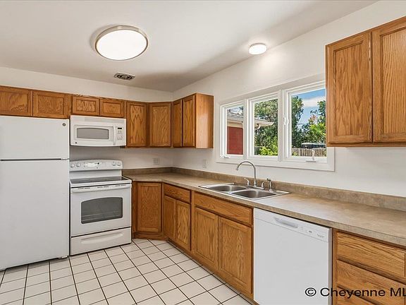 5th image of 4322 Darnell Pl