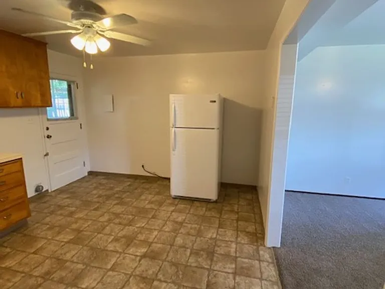 525 Brookside Pl #1 — Photo 3