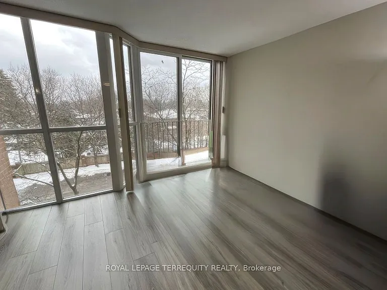 5795 Yonge St #413 — Photo 8